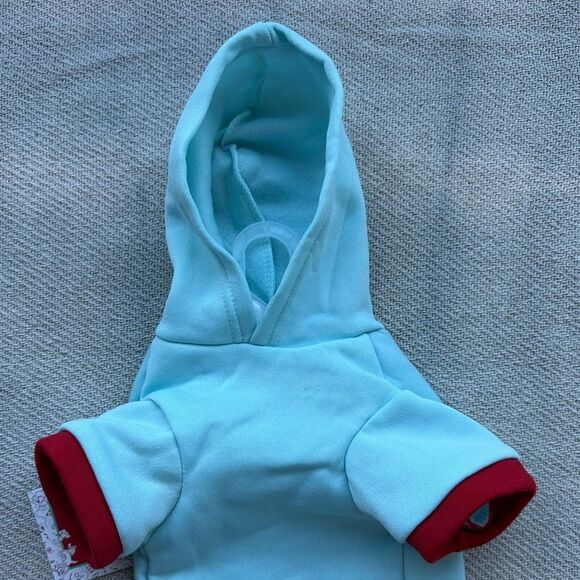 Feelin a Little Frosty Dog Holiday Hoodie Size Medium NWT Gift Christmas - Picture 6 of 6